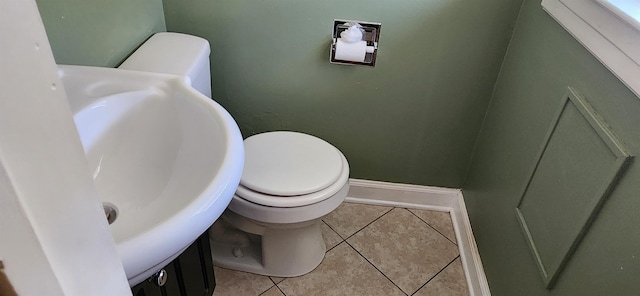108 Parkview Dr, Waynesboro, VA 22980 - half bathroom with a sink, toilet, baseboards, and tile patterned floors