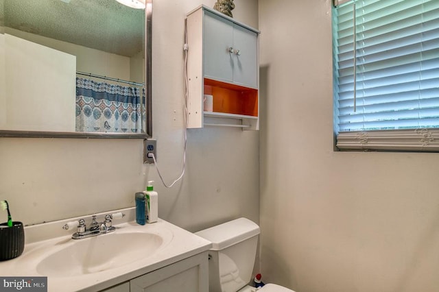 5575 Jeffersonton Rd, Jeffersonton, VA 22724 - bathroom with toilet and vanity