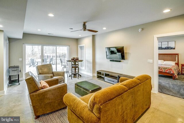 310 Elk Creek Lndg, Mineral, VA 23117 - living area with ceiling fan, recessed lighting, and baseboards
