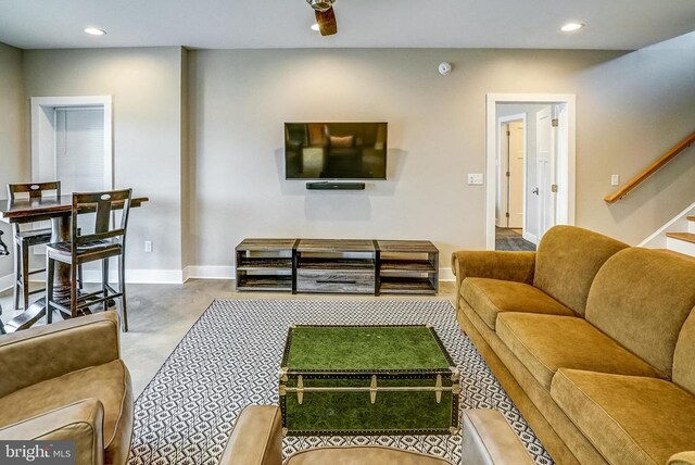 310 Elk Creek Lndg, Mineral, VA 23117 - living area with baseboards, stairs, and recessed lighting