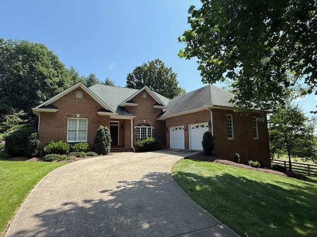 201 Oak Ridge Dr, Staunton, VA 24401 - photo 1