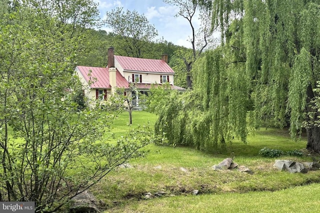  - view of green lawn