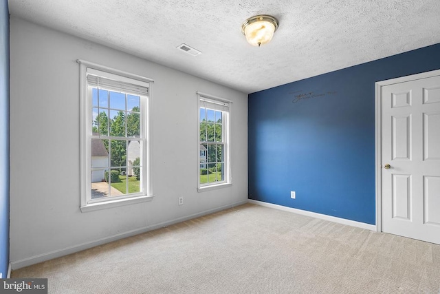 2703 Schumann St, Fredericksburg, VA 22408 - unfurnished room with a textured ceiling and carpet