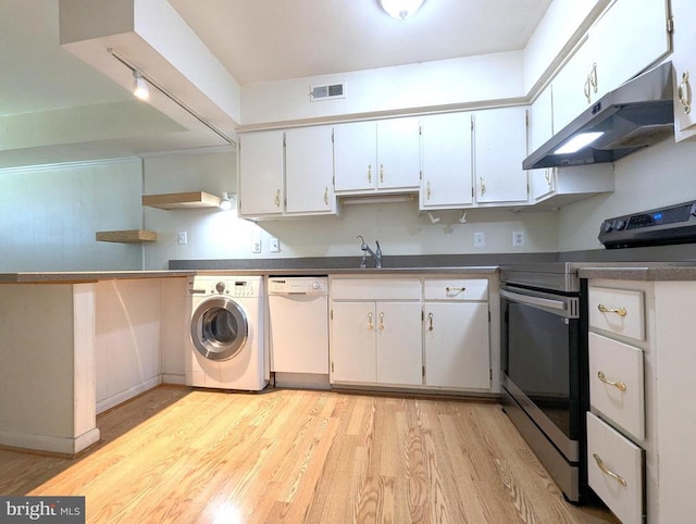2104 Jefferson Park Ave Unit D, Charlottesville, VA 22903 - kitchen featuring electric range, washer / clothes dryer, under cabinet range hood, dishwasher, and light wood-type flooring