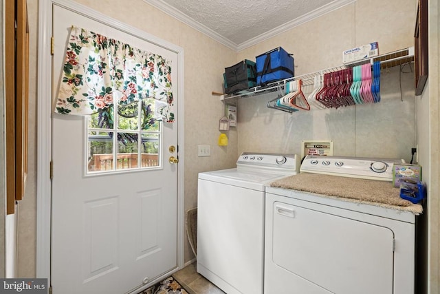 731 Bluewater Blvd S, Mineral, VA 23117 - washroom featuring laundry area, a textured ceiling, crown molding, and independent washer and dryer
