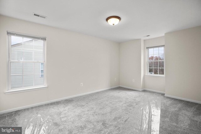 11218 Glen Park Dr, Fredericksburg, VA 22407 - empty room featuring carpet floors and baseboards