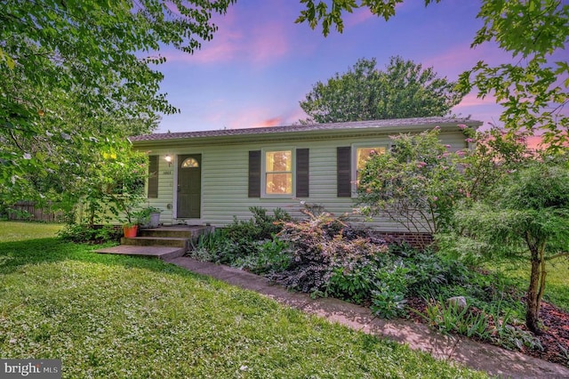 11803 Oakdale Ct, Locust Grove, VA 22508 - view of front of home with a yard