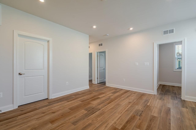 237 Ridgeline Dr, Waynesboro, VA 22980 - empty room featuring light wood-style flooring, baseboards, and recessed lighting