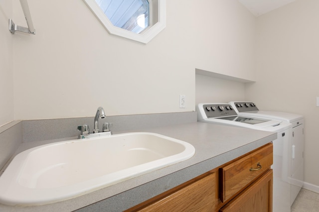 640 Greenwood St, Rockingham, VA 22801 - laundry area with separate washer and dryer