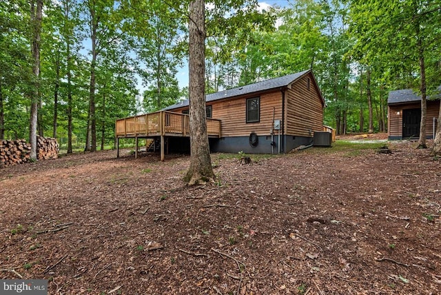 65 Wades Run, Mineral, VA 23117 - back of property featuring a deck, central air condition unit, and crawl space