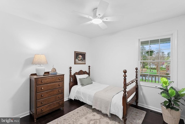 295 Jackson St, Warrenton, VA 20186 - bedroom featuring wood finished floors, baseboards, and ceiling fan