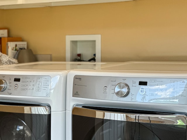 603 Dabneys Rd, Raphine, VA 24472 - laundry area featuring washer and dryer and laundry area