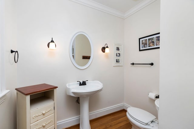 1767 Goose Creek Rd, Waynesboro, VA 22980 - bathroom featuring crown molding, toilet, baseboards, wood finished floors, and a baseboard radiator