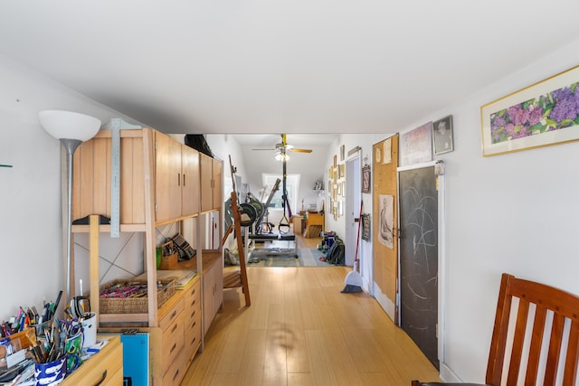 633 Wayne Ave S, Waynesboro, VA 22980 - corridor featuring light wood-style floors