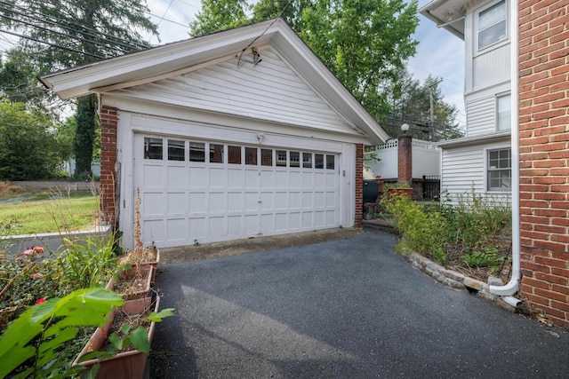 633 Wayne Ave S, Waynesboro, VA 22980 - view of detached garage