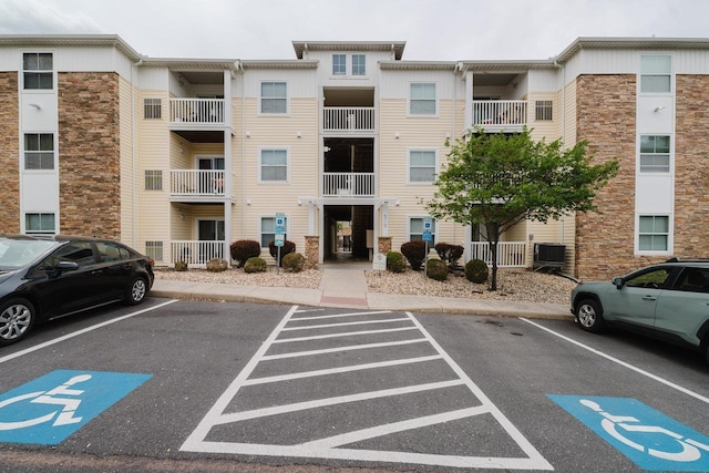 510 Davis Mills Dr Unit 103, Harrisonburg, VA 22801 - view of apartment building / complex with uncovered parking and central AC