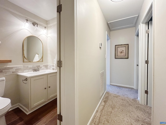 1203 Afton Mountain Rd, Afton, VA 22920 - corridor featuring a sink