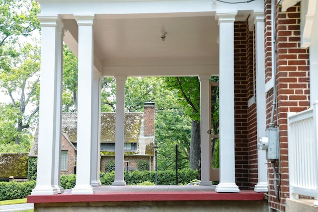 645 Cherry Ave, Waynesboro, VA 22980 - view of porch