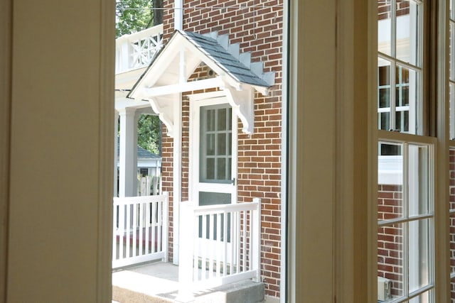 645 Cherry Ave, Waynesboro, VA 22980 - doorway with brick wall
