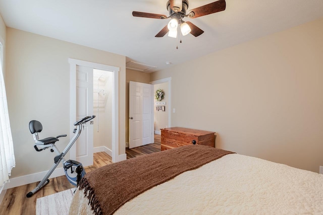 375 Mesa Ct, Broadway, VA 22815 - bedroom with light wood-type flooring and a ceiling fan