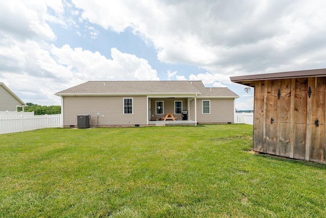 375 Mesa Ct, Broadway, VA 22815 - rear view of property featuring crawl space