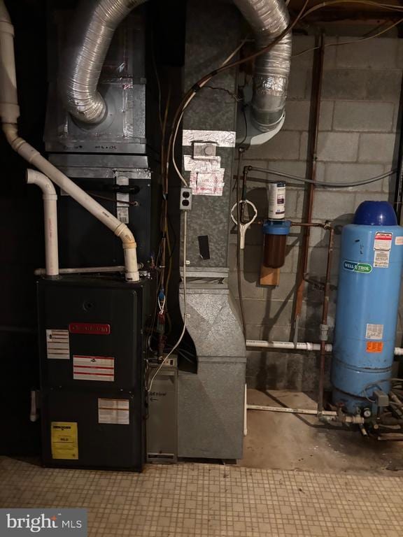  - utilities featuring gas water heater and heating unit