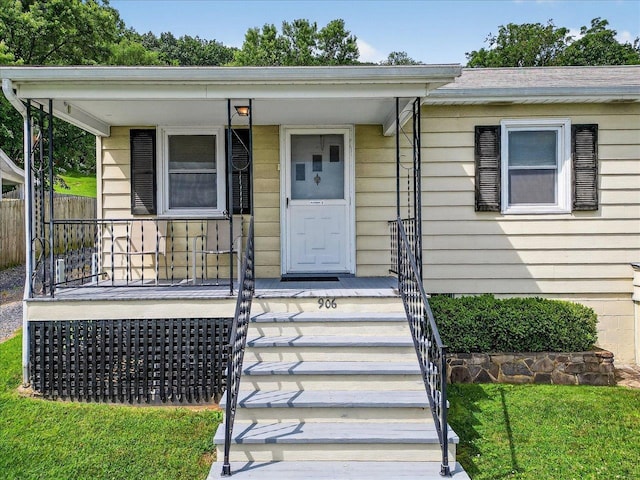 906 Alta St, Staunton, VA 24401 - photo 2