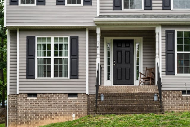10 Zephyr Rd, Palmyra, VA 22963 - property entrance featuring crawl space