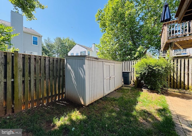 769 Cherry Tree Ln, Warrenton, VA 20186 - fenced backyard with a storage shed