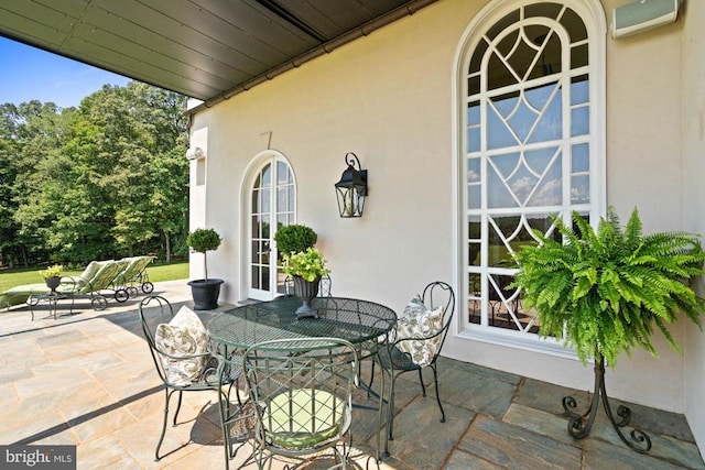 8833 Wales Rd N, Warrenton, VA 20186 - view of patio / terrace