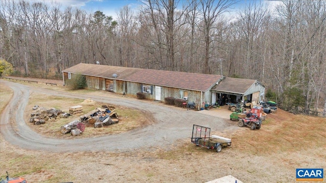 2420 James River Rd, Esmont, VA 22937 - view of front facade featuring dirt driveway and a forest view