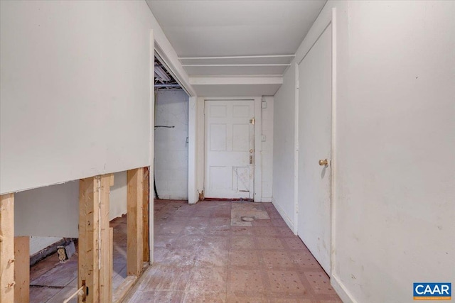 2420 James River Rd, Esmont, VA 22937 - view of corridor