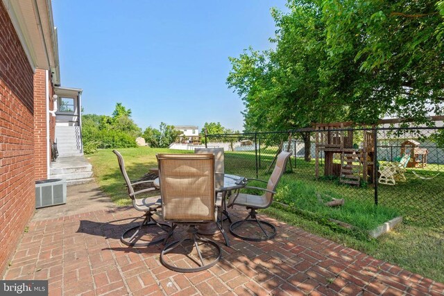 130 Morningside Dr, Culpeper, VA 22701 - view of patio / terrace featuring outdoor dining space
