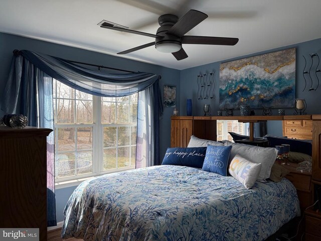 514 Constitution Blvd, Locust Grove, VA 22508 - bedroom featuring a ceiling fan
