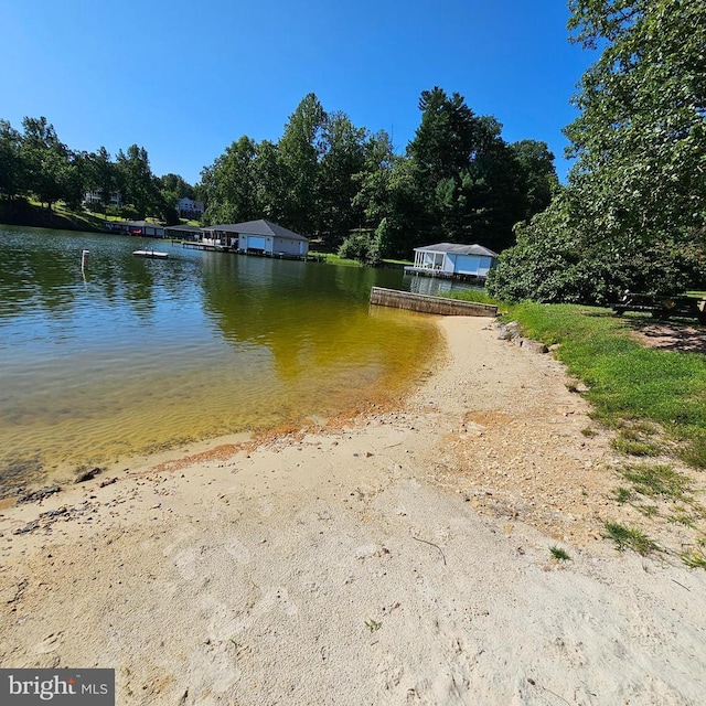 6202 Bills Rd, Mineral, VA 23117