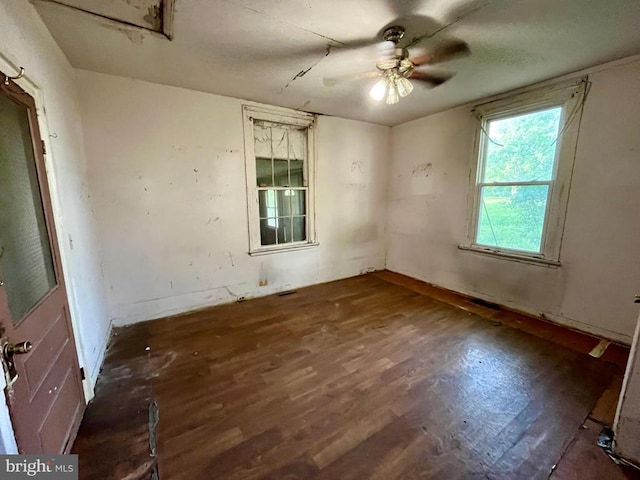 120 Charles St, Gordonsville, VA 22942 - empty room with wood finished floors and ceiling fan