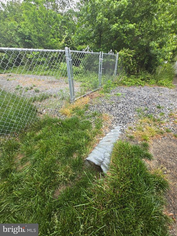 5717 Lucas St, Fredericksburg, VA 22407