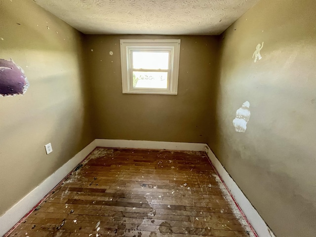 1112 Butler St, Staunton, VA 24401 - empty room with a textured ceiling and baseboards