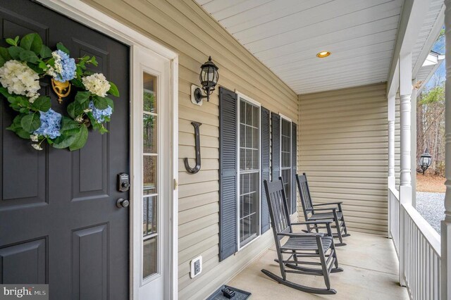 9920 Post Oak Rd, Spotsylvania, VA 22551 - property entrance with covered porch