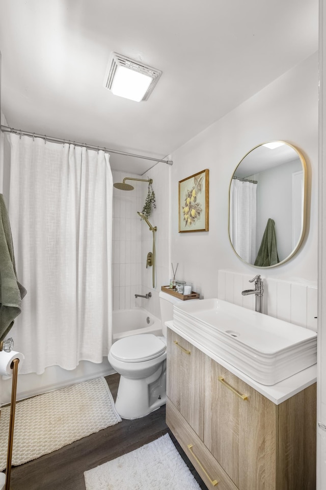 93 Eidson Creek Rd, Staunton, VA 24401 - full bathroom featuring toilet, shower / bathtub combination with curtain, vanity, and wood finished floors