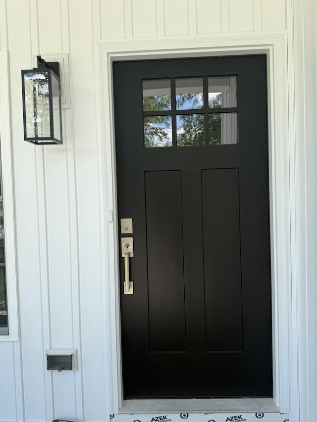 1526 2nd St, Waynesboro, VA 22980 - view of exterior entry