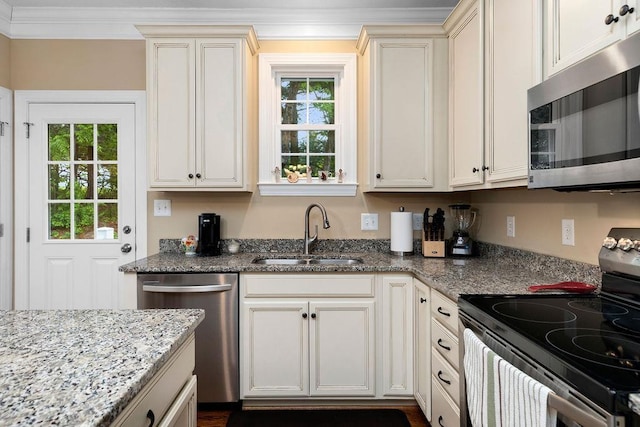 117 Villa View Dr, Staunton, VA 24401 - kitchen with stainless steel appliances, a sink, crown molding, and stone counters