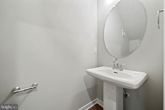 150 Holly Ct, Mineral, VA 23117 - bathroom with baseboards
