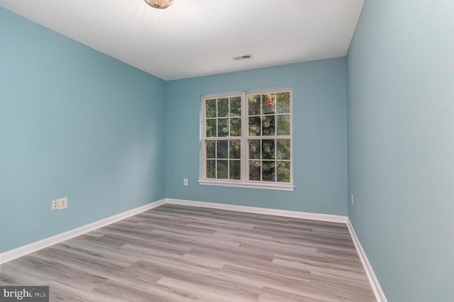 6224 Hot Spring Ln, Fredericksburg, VA 22407 - spare room with wood finished floors