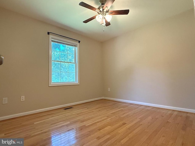 273 Pettit Pl, Louisa, VA 23093 - empty room featuring light wood-style flooring, baseboards, and a ceiling fan
