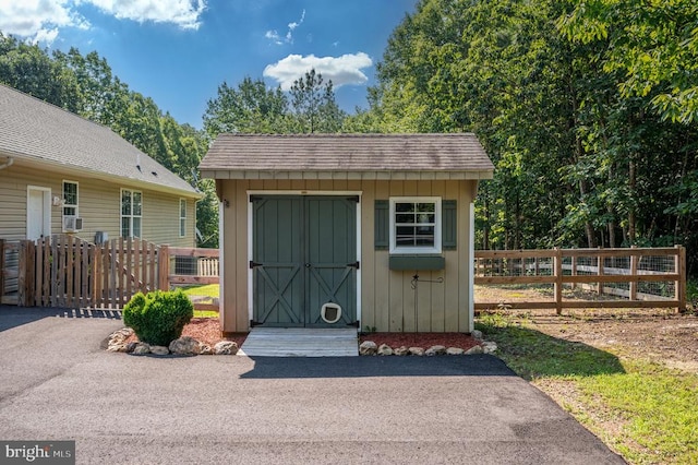 108 Shannon Glen Ct, Louisa, VA 23093 - view of shed