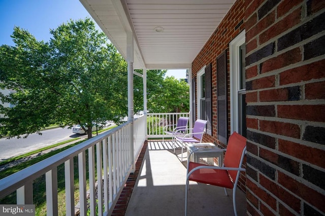 5930 Copper Mountain Dr W, Spotsylvania, VA 22553 - balcony with covered porch
