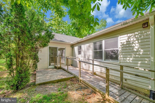 317 Edgehill Dr, Locust Grove, VA 22508 - view of side of property with a patio