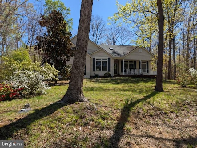 317 Edgehill Dr, Locust Grove, VA 22508 - ranch-style home featuring a porch and a front lawn