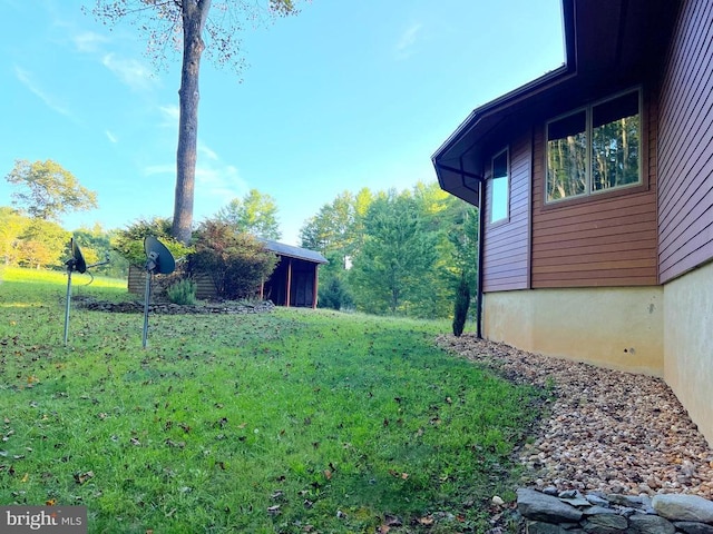 243 Aaron Mountain Rd, Castleton, VA 22716 - view of green lawn